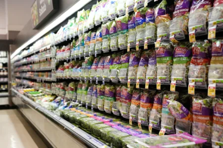 MDHHS: Michigan residents can resume routine guidance for consuming lettuce